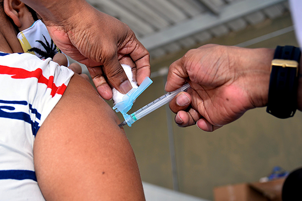 vacina-vacinacao-gripe-h1n1-influenza-coronavirus-covid-19